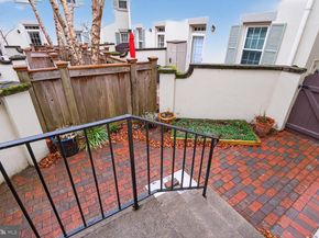 1018 N Royal Street, Alexandria VA 22314