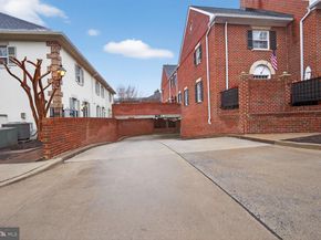 1018 N Royal Street, Alexandria VA 22314