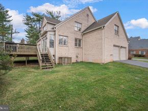 10409 Democracy Lane, Potomac MD 20854