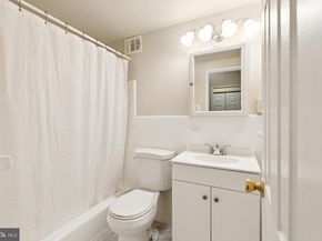 2101 Chestnut Street 922, Philadelphia PA 19103