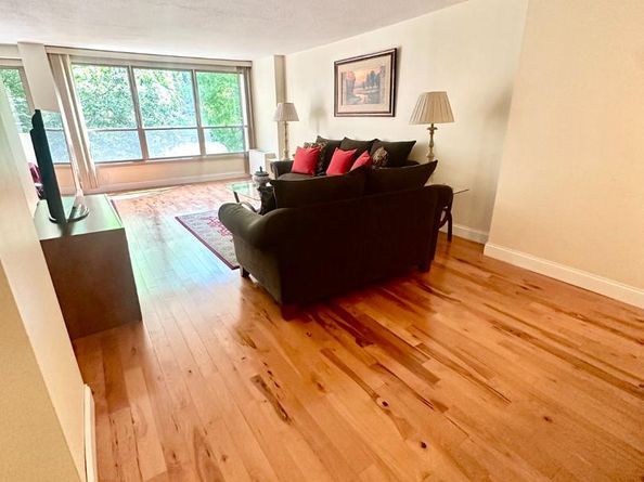 1001 City Avenue EC204, Wynnewood PA 19096