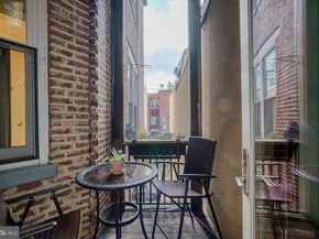 1516 R Street NW 2, Washington DC 20009