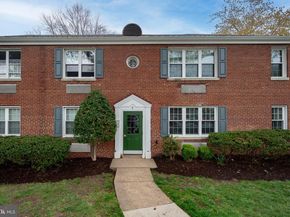 6 Ashby Street C, Alexandria VA 22305