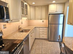 601 Montgomery Avenue 306, Bryn Mawr PA 19010