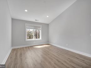 1630 Welsh Road 40E, Philadelphia PA 19115