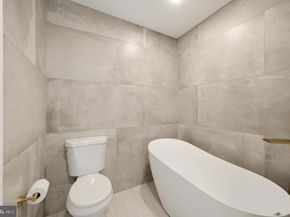 1011 Emily Street, Philadelphia PA 19148