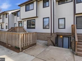 1669 Westwind Way 174A, Mclean VA 22102