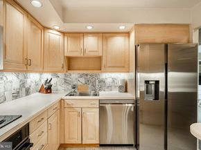 10511 Valley Forge Circle 511, King Of Prussia PA 19406