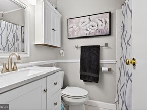 2720 Clayton Street, Philadelphia PA 19152