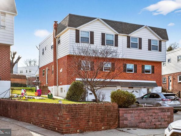 2720 Clayton Street, Philadelphia PA 19152