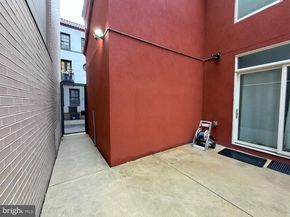 2110 Sansom Street, Philadelphia PA 19103