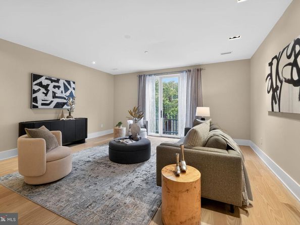 2110 Sansom Street, Philadelphia PA 19103