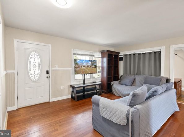 1301 N Amelia Street, Sterling VA 20164