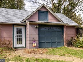 5 Park Avenue, Oreland PA 19075