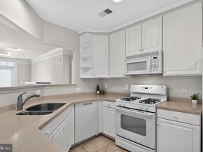 2905 Saintsbury Plaza 213, Fairfax VA 22031