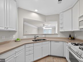 2905 Saintsbury Plaza 213, Fairfax VA 22031