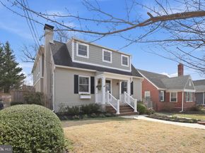 6020 20TH Street N, Arlington VA 22205