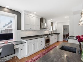 6020 20TH Street N, Arlington VA 22205