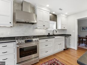 6020 20TH Street N, Arlington VA 22205