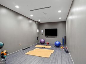 8360 Greensboro Drive 908, Mclean VA 22102