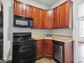 1729 W Montgomery Avenue, Philadelphia PA 19121