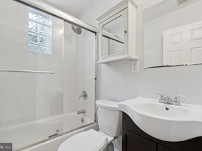 1729 W Montgomery Avenue, Philadelphia PA 19121