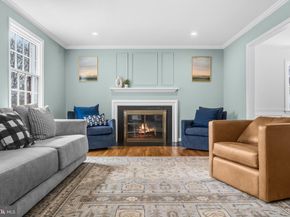 7917 Greentree Road, Bethesda MD 20817