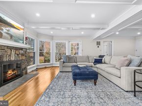 7917 Greentree Road, Bethesda MD 20817