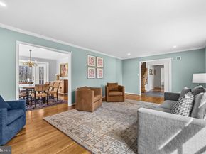 7917 Greentree Road, Bethesda MD 20817