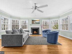 7917 Greentree Road, Bethesda MD 20817