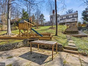 7917 Greentree Road, Bethesda MD 20817