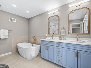 7917 Greentree Road, Bethesda MD 20817