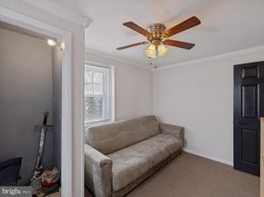 581 Acorn Street, Philadelphia PA 19128