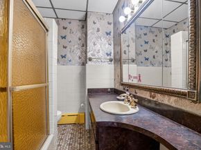 2844 S 11TH Street, Philadelphia PA 19148