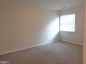 1954 Kennedy Drive 104, Mclean VA 22102