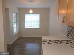 1954 Kennedy Drive 104, Mclean VA 22102