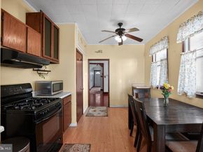 462 Seville Street, Philadelphia PA 19128