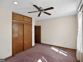 462 Seville Street, Philadelphia PA 19128