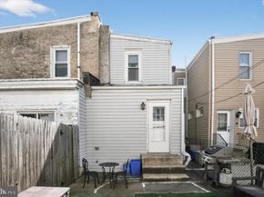 462 Seville Street, Philadelphia PA 19128