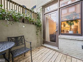 116 North Carolina Avenue SE 102, Washington DC 20003