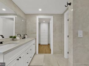 11111 Lamplighter Lane, Potomac MD 20854