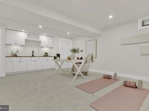 11111 Lamplighter Lane, Potomac MD 20854