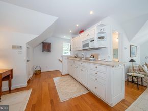 1109 Brynlawn Road, Villanova PA 19085