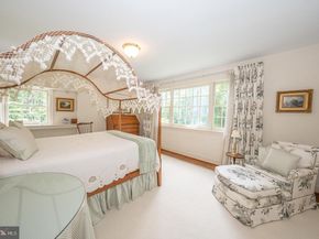 1109 Brynlawn Road, Villanova PA 19085