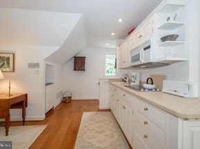 1109 Brynlawn Road, Villanova PA 19085