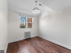 1404 12TH Street N SG6, Arlington VA 22209