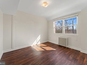 1404 12TH Street N SG6, Arlington VA 22209