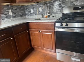 2520 Edgemont Street, Philadelphia PA 19125