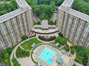 5225 Pooks Hill Road 1804N, Bethesda MD 20814