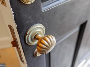 2210 Wyoming Avenue NW, Washington DC 20008